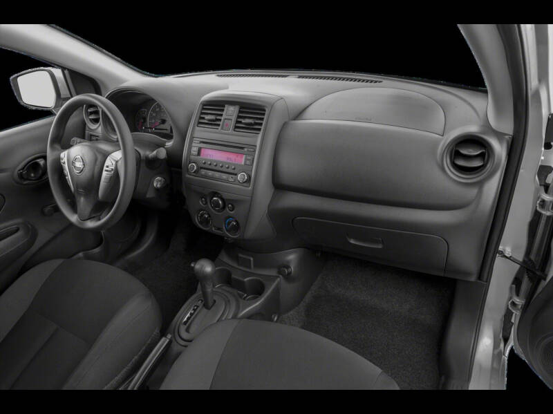 2019 Nissan Versa SV