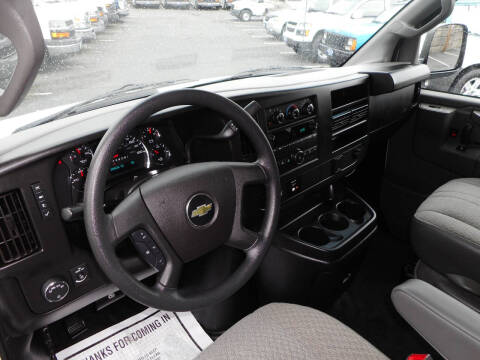 2017 Chevrolet Express LT 3500