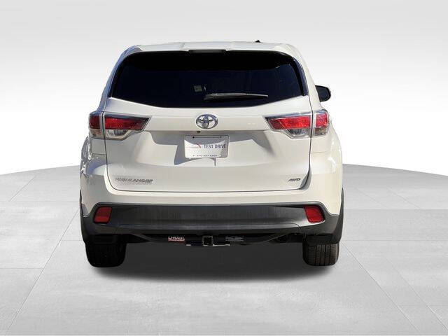2016 Toyota Highlander
