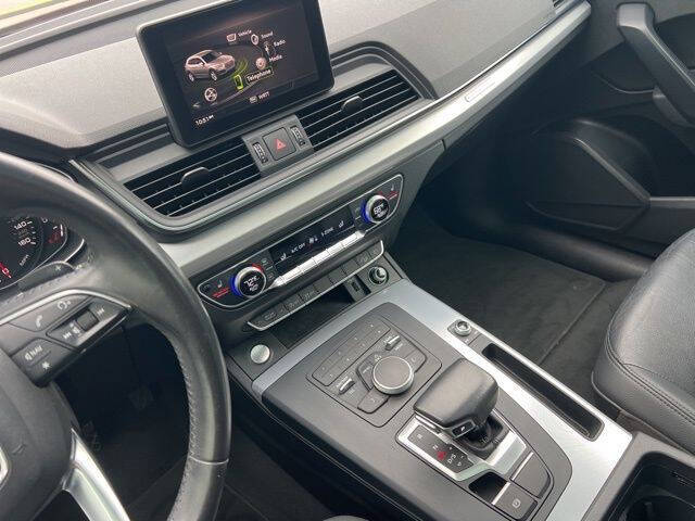 2019 Audi Q5 quattro Premium 45 TFSI