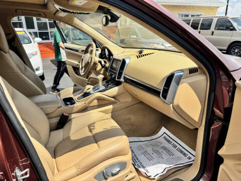 2012 Porsche Cayenne Tiptronic