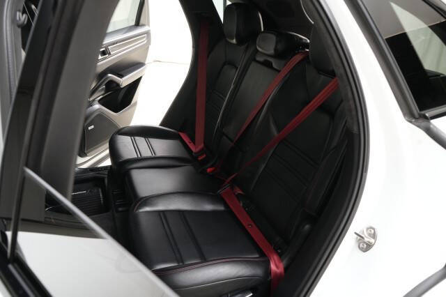 2021 Porsche Cayenne GTS