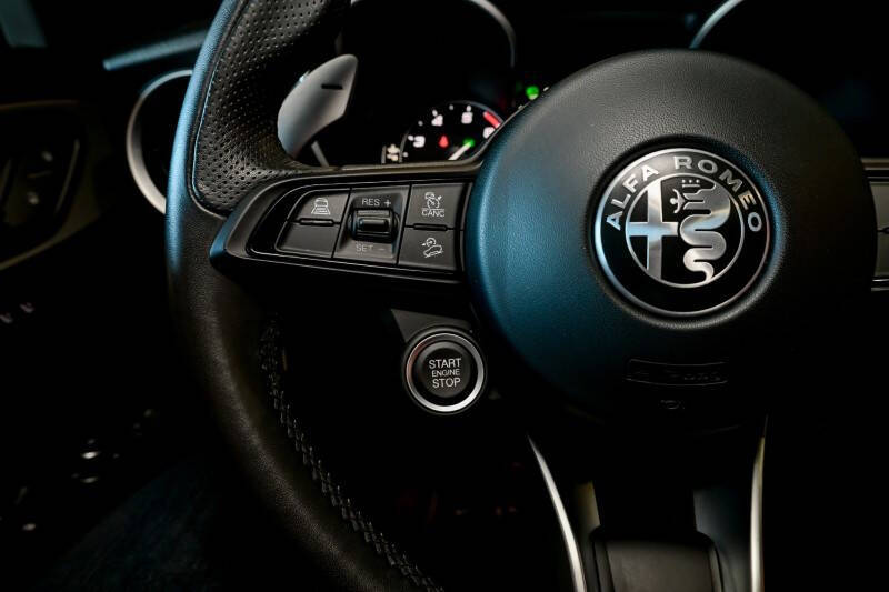 2023 Alfa Romeo Stelvio Veloce