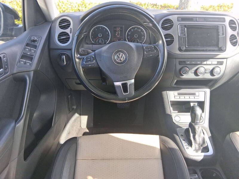 2017 Volkswagen Tiguan 2.0T Wolfsburg Edition