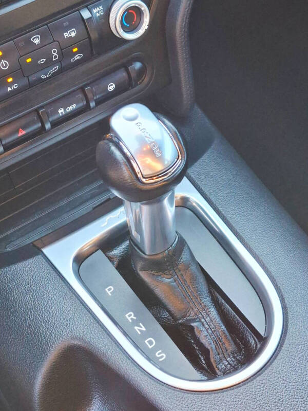 2021 Ford Mustang