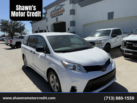 2020 Toyota Sienna for sale at Shawn's Motor Credit in Houston TX