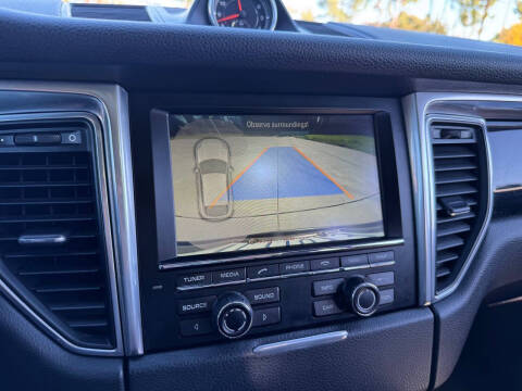 2015 Porsche Macan S