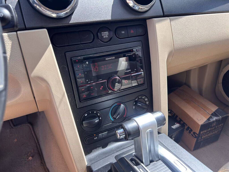 2006 Ford Mustang