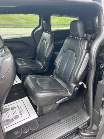 2019 Chrysler Pacifica Touring L