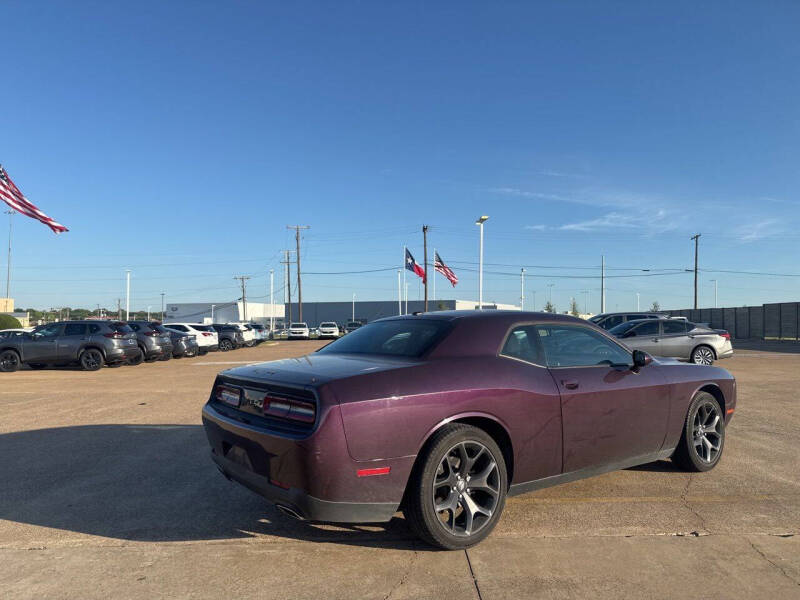 2020 Dodge Challenger SXT