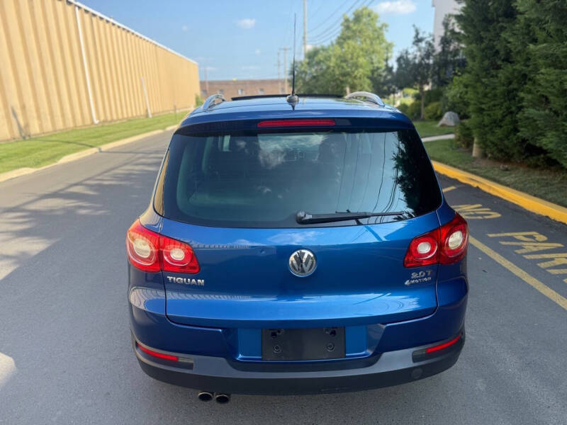 2009 Volkswagen Tiguan SE 4Motion