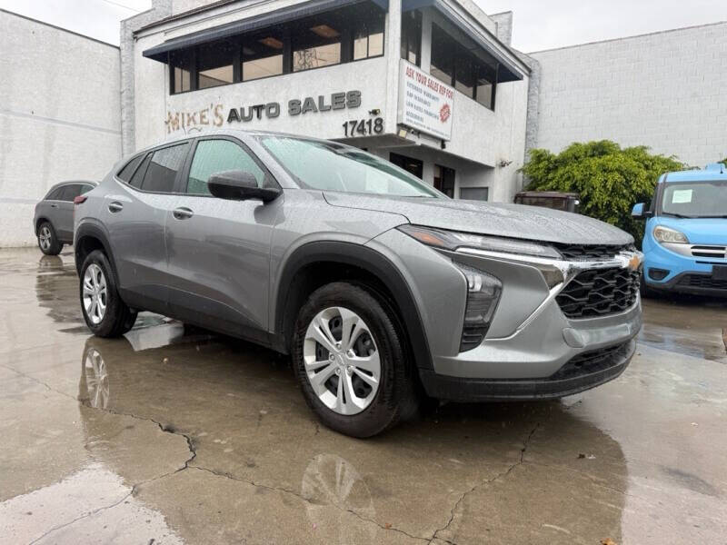 2025 Chevrolet Trax LS