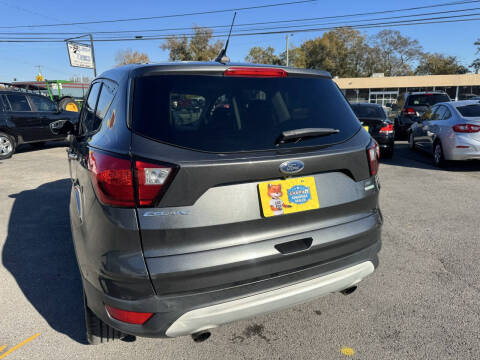2019 Ford Escape SE