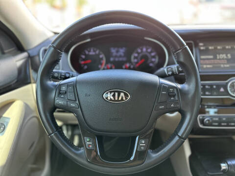 2016 Kia Cadenza