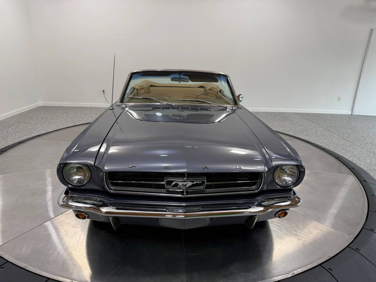 1965 Ford Mustang 44