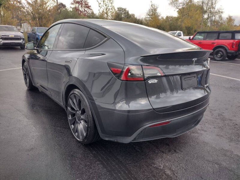 2025 Tesla Model Y Performance