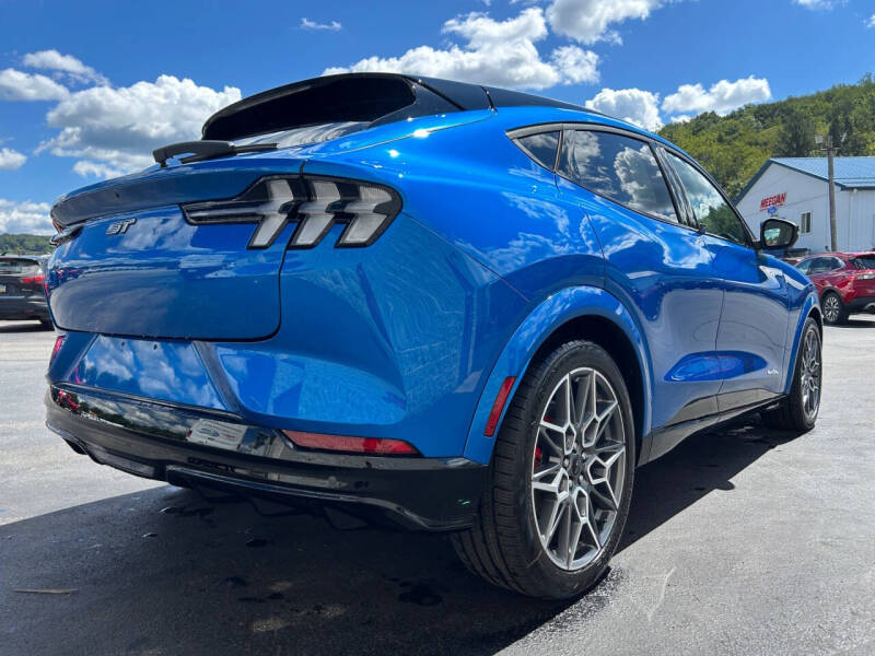 2025 Ford Mustang Mach-E GT