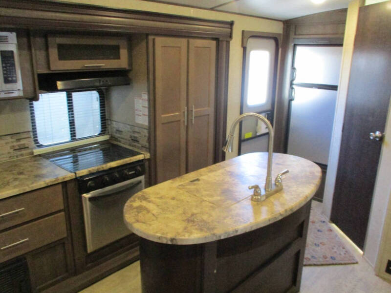 2016 Forest River Surveyor