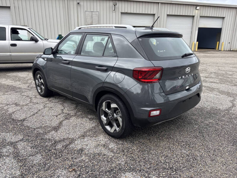 2024 Hyundai Venue SEL