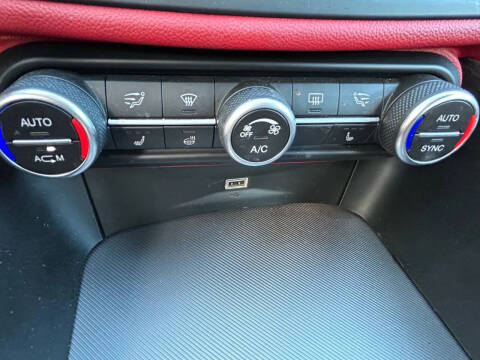 2019 Alfa Romeo Giulia Ti Sport Carbon