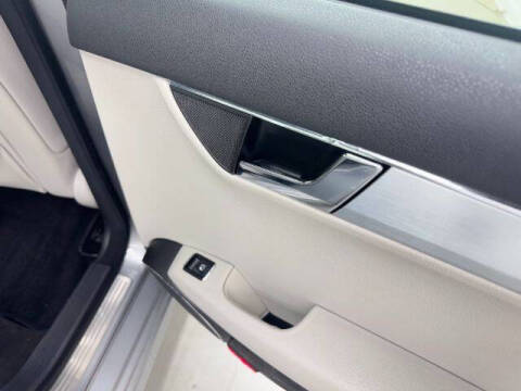 2010 Mercedes-Benz C-Class