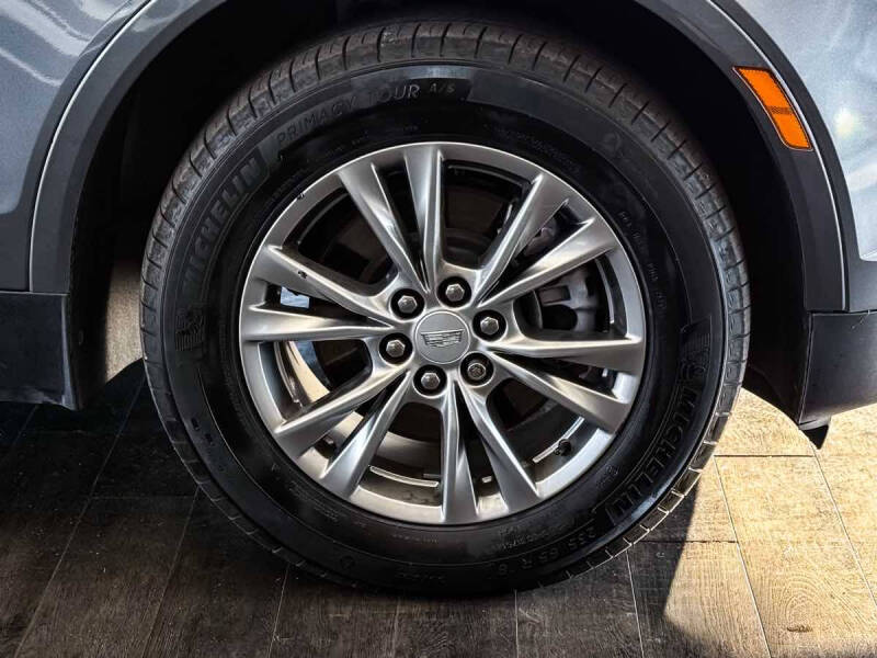 2022 Cadillac XT5 Premium Luxury