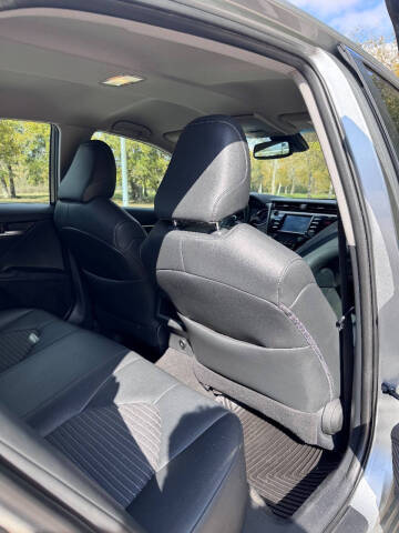 2018 Toyota Camry SE