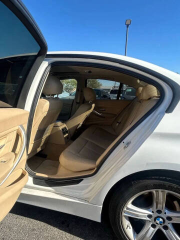 2012 BMW 3 Series 328i