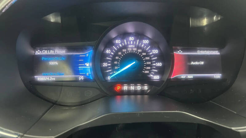 2020 Ford Edge Titanium