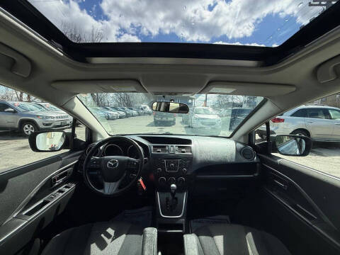 2012 Mazda MAZDA5 Touring