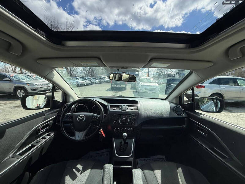 2012 Mazda MAZDA5 Touring