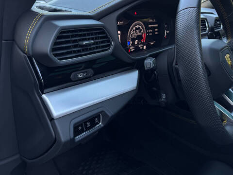 2021 Lamborghini Urus