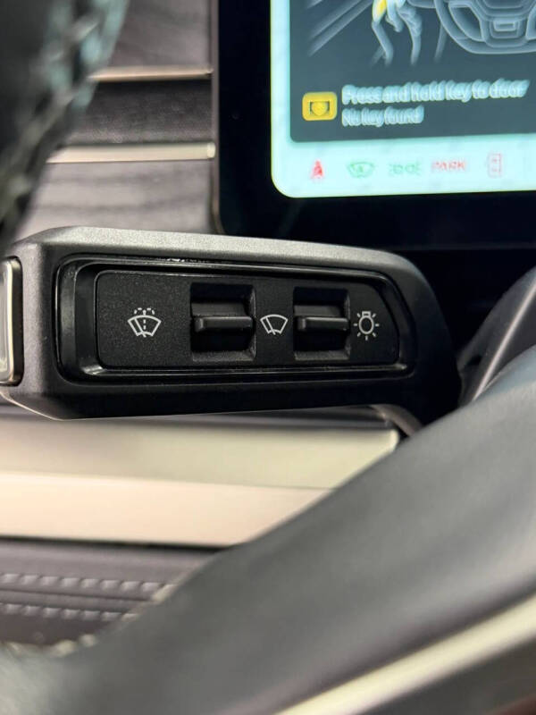 2022 Rivian R1T Adventure