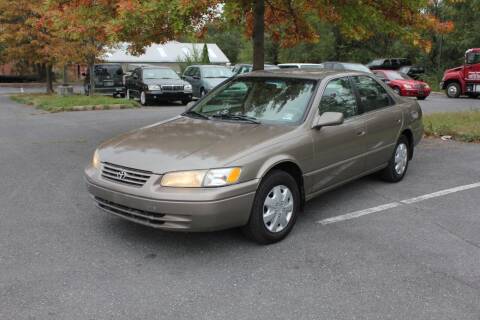 1999 Toyota Camry for sale at Auto Bahn Motors in Winchester VA