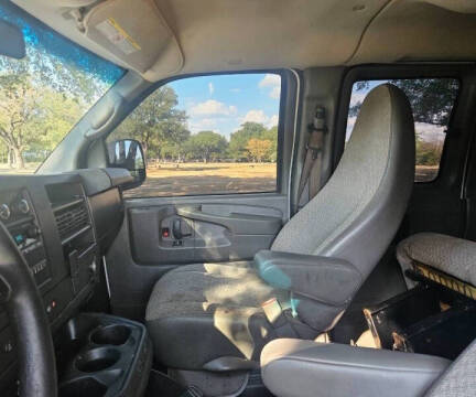 2015 Chevrolet Express LT 2500