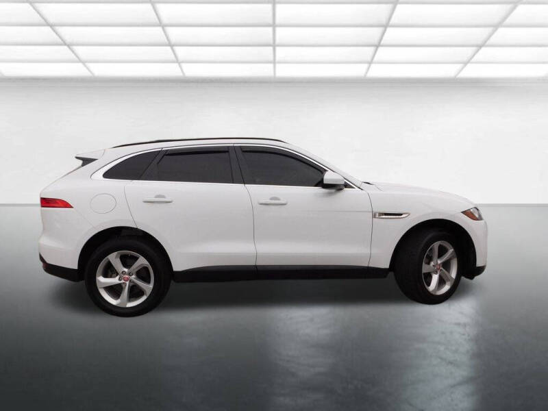 2019 Jaguar F-PACE 25t Premium