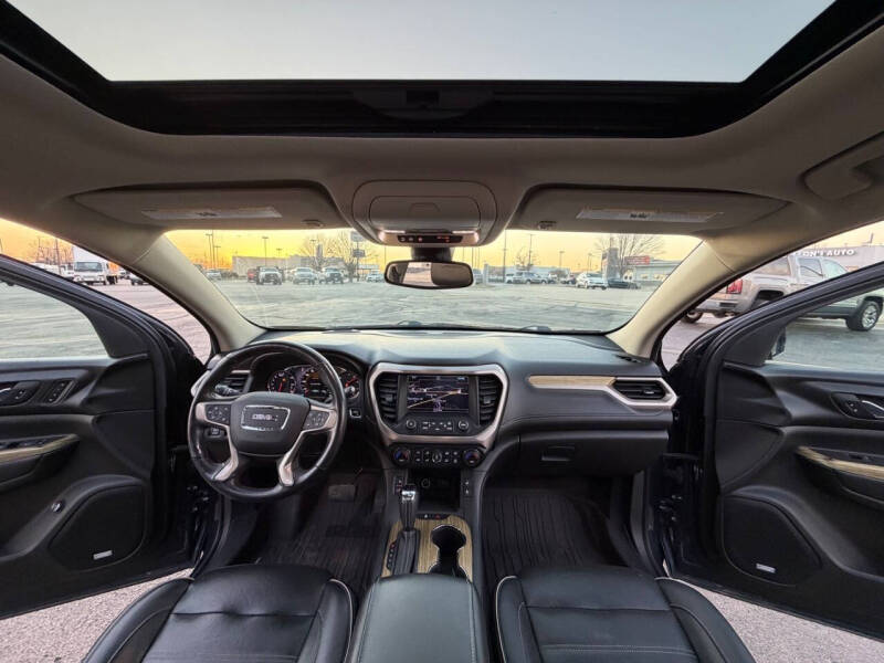 2018 GMC Acadia Denali