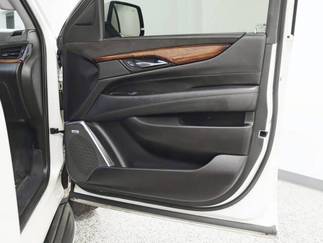 2015 Cadillac Escalade Luxury