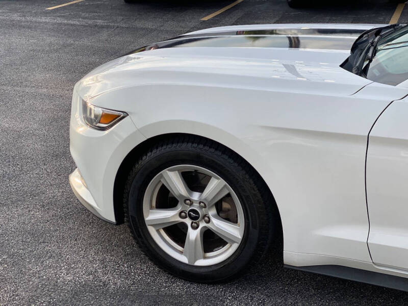 2016 Ford Mustang V6