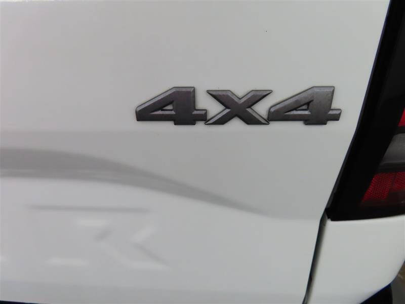 2023 Nissan Frontier S