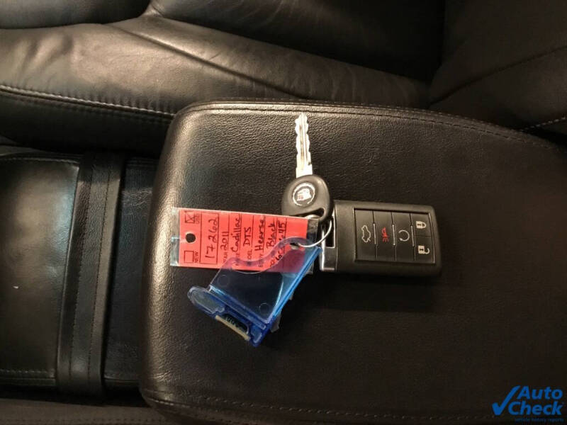 2011 Cadillac DTS Pro Coachbuilder Limo