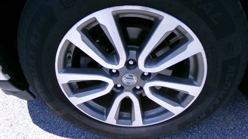 2016 Nissan Pathfinder S