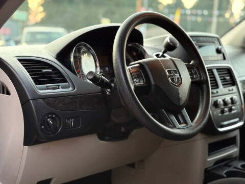 2016 Dodge Grand Caravan American Value Package