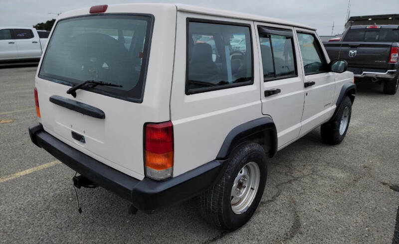 1999 Jeep Cherokee SE