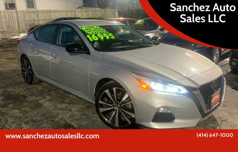 2019 Nissan Altima for sale at Sanchez Auto Sales LLC in Milwaukee WI