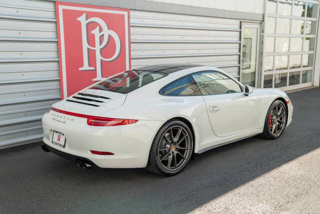 2014 Porsche 911 37