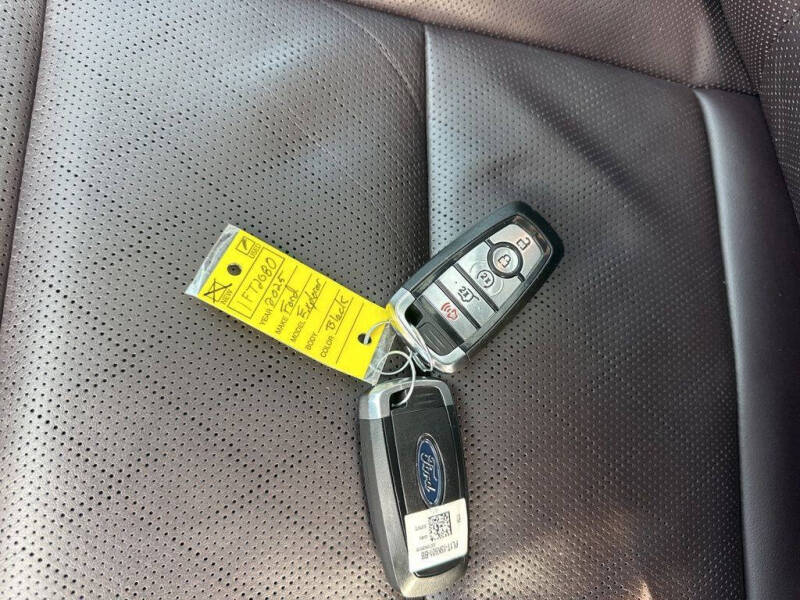 2025 Ford Explorer Platinum