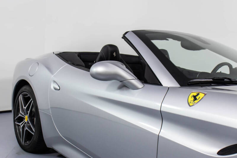 2016 Ferrari California T