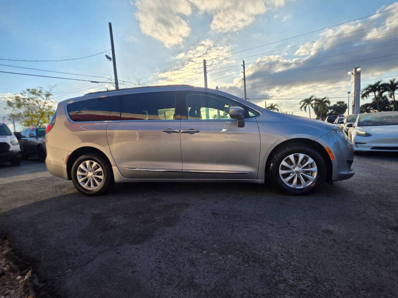 2017 Chrysler Pacifica