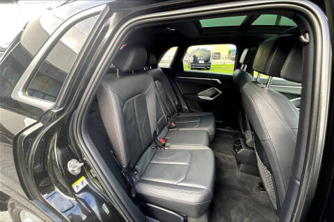 2023 Audi Q3 quattro Premium Plus 40 TFSI